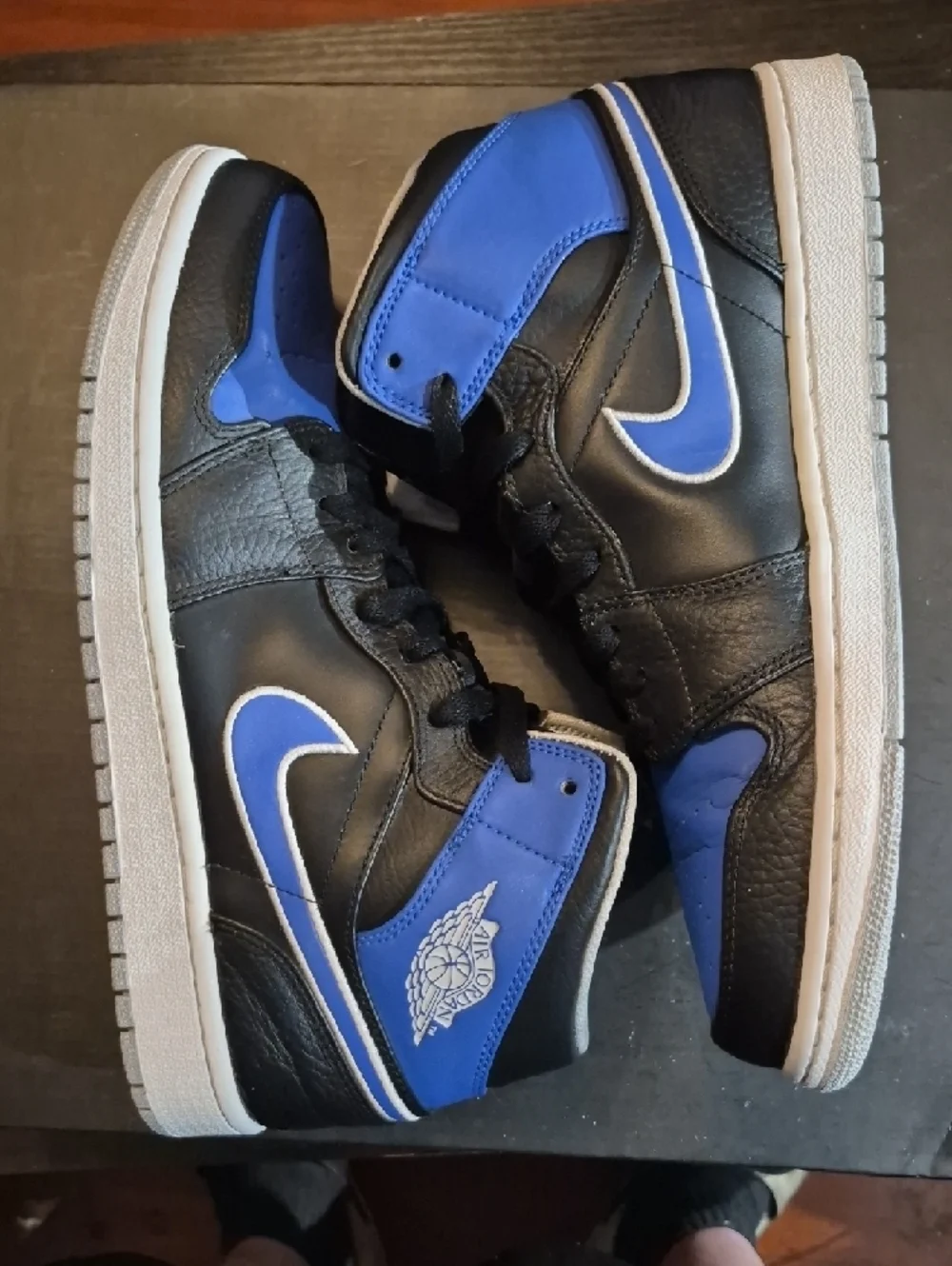 Air Jordan 1 Mid 